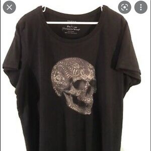 Detailed Skull Tee Shirt